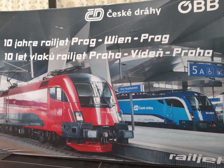 Railjet slaví 10 let na trase Praha – Vídeň